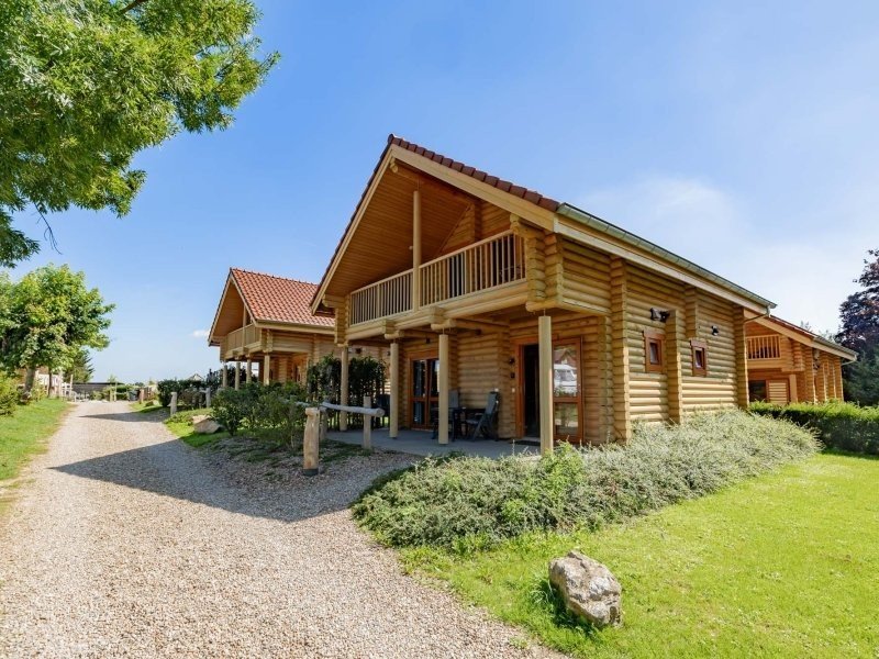 Boomstamhuizen, lodges en chalets