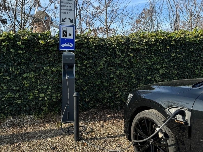 Laadpaal high chaparral